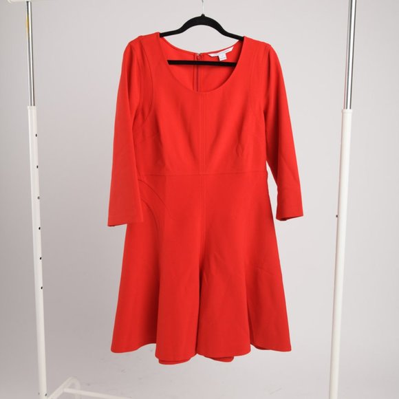 Diane Von Furstenberg Dresses & Skirts - Diane Von Frustenberg flare dress